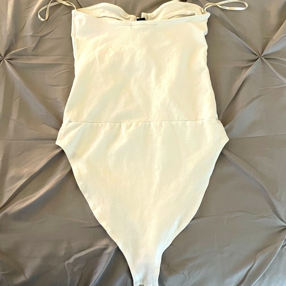Forever 21 White Strapless Tube Top Bodysuit - Picture 2 of 3